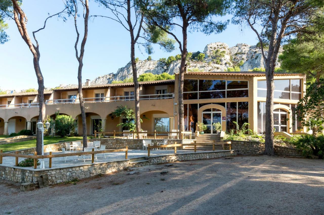 Best Western Domaine De Roquerousse Salon-de-Provence Exteriör bild