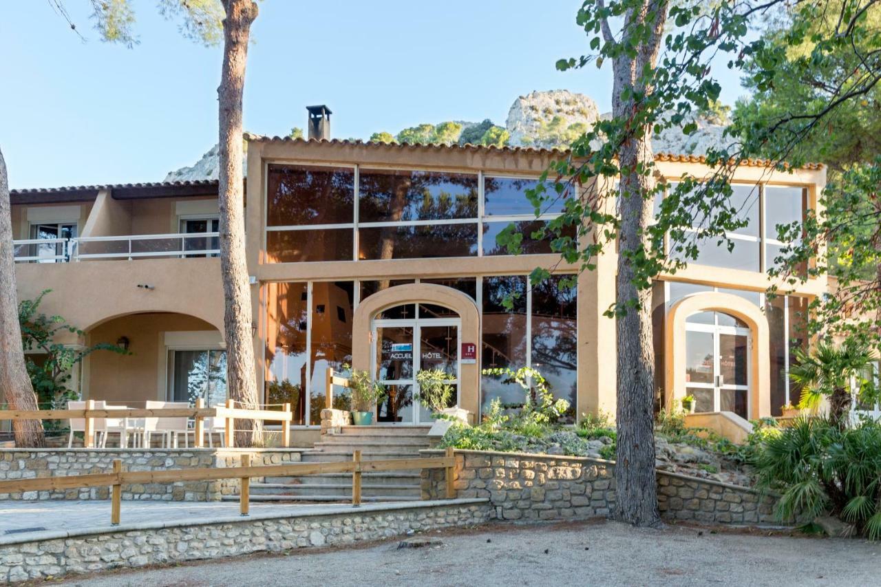 Best Western Domaine De Roquerousse Salon-de-Provence Exteriör bild